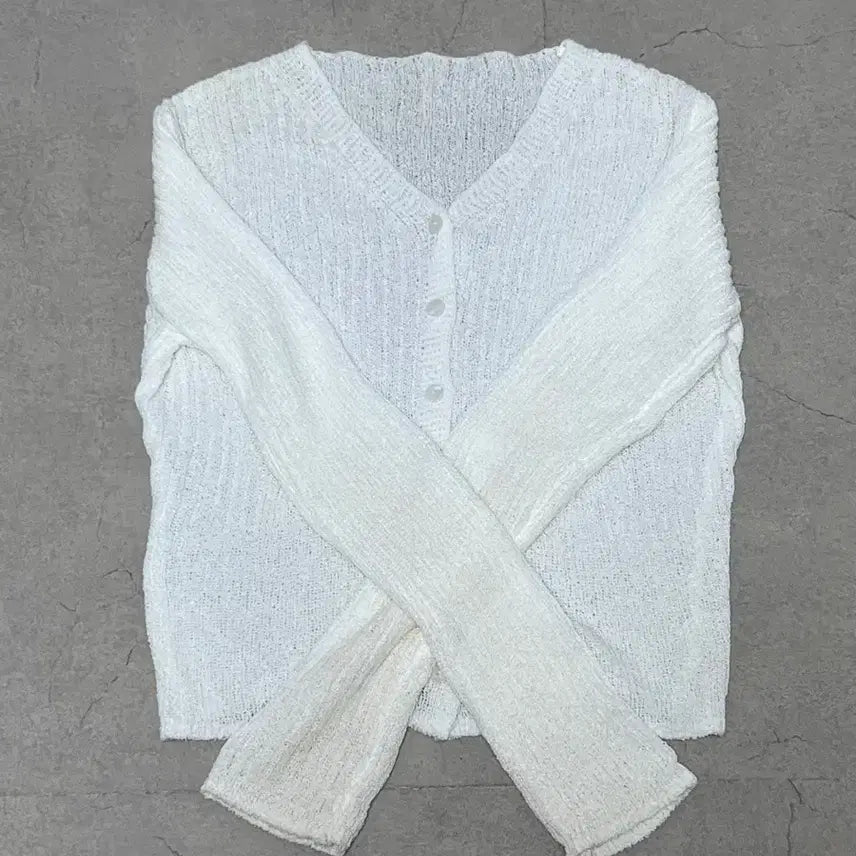 [BUNJANG] Modi Mood Boucle Cardigan White / 모디무드 부클 가디건 화이트