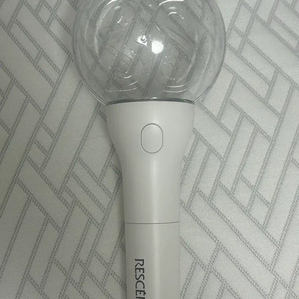 [BUNJANG] ReSene Light Stick / 리센느 응원봉 양도