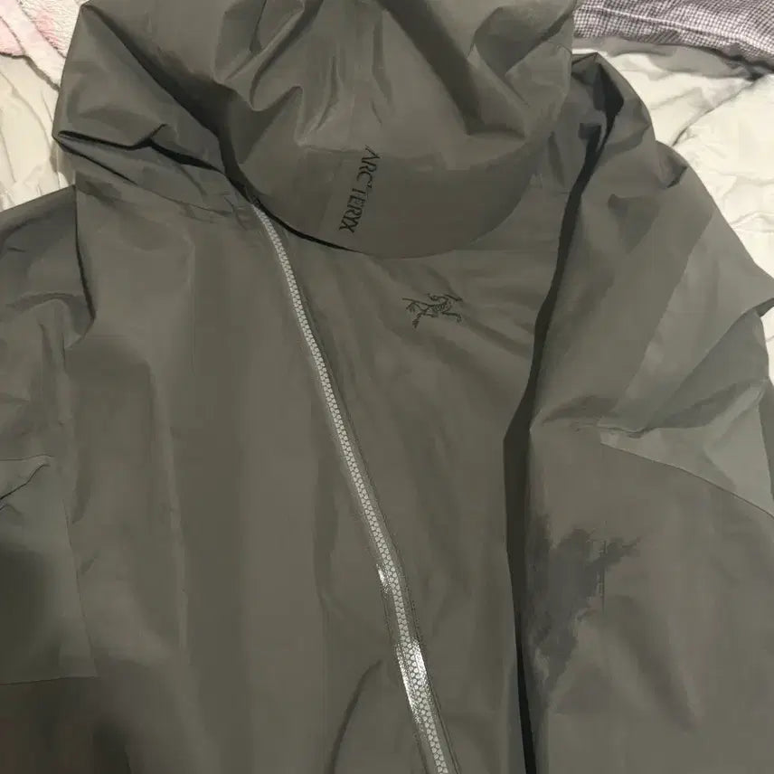 [BUNJANG] Arc'teryx Solano Hoody Windbreaker Jacket S / 아크테릭스 솔라노 후디 바람막이 자켓 s
