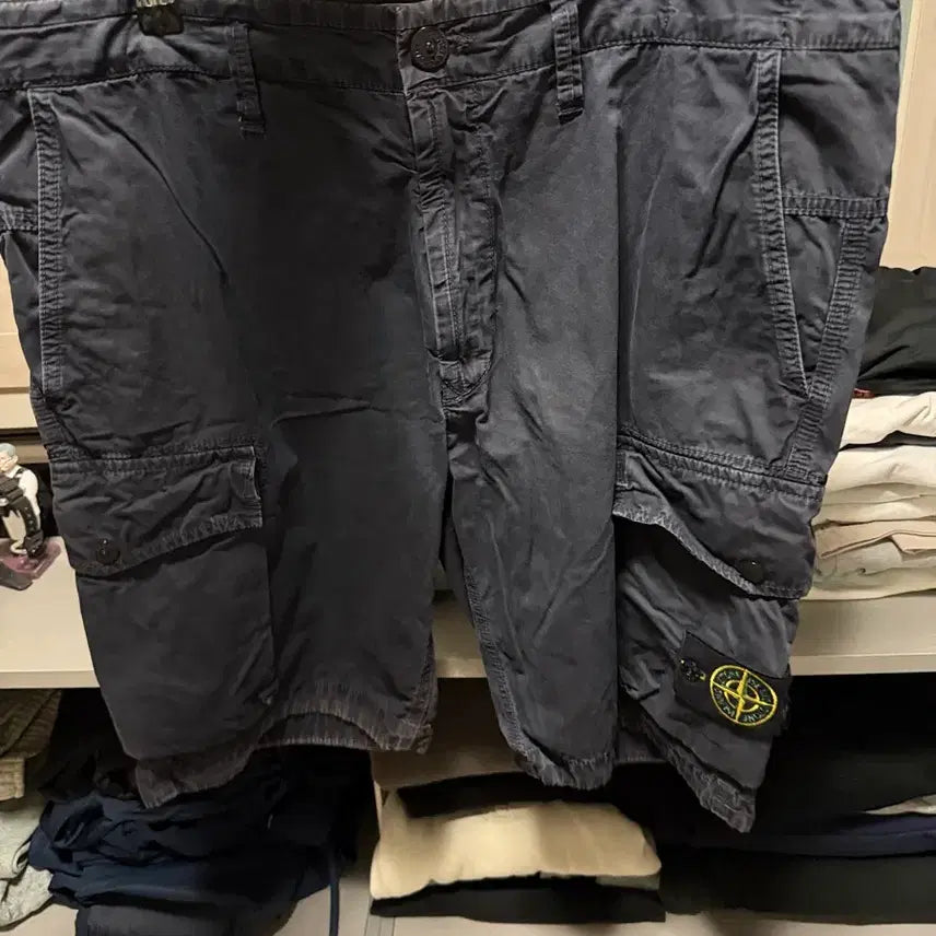 [BUNJANG] Stone Island Cargo Bermuda Shorts Navy / 스톤아일랜드 카고 버뮤다 반바지 네이비