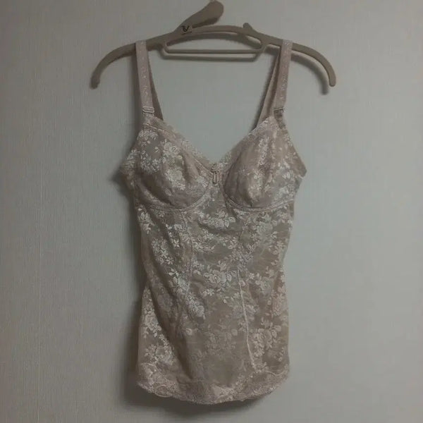 [BUNJANG] Beige Lace Corset Bustier Shaping Underwear L / 코르셋 뷔스티에 란제리 베이지 레이스 보정속옷 80A(L)