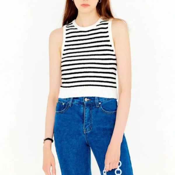 [BUNJANG] LOOKAST Trudy Sleeveless Knit Top / 룩캐스트(LOOKAST) 트루디 슬리브리스 니트탑 55-66 새상품