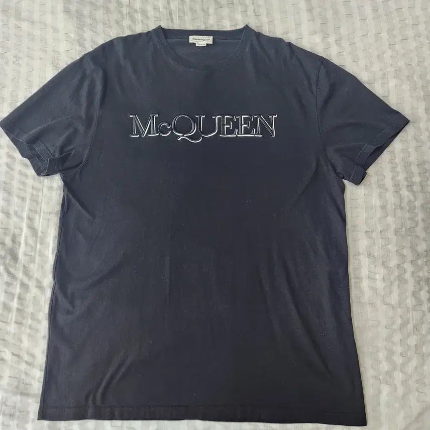 [BUNJANG] Alexander McQueen 3D Embroidery Short Sleeve T-Shirt / 알렉산더 맥퀸3D자수 반팔티