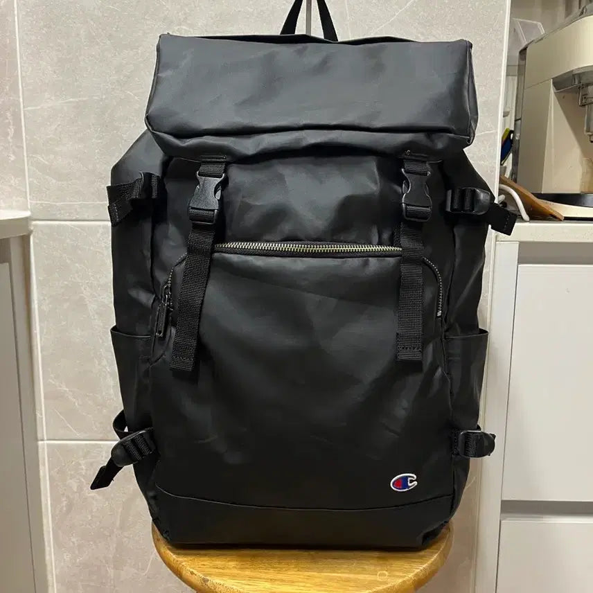 [BUNJANG] Champion Coated Backpack / (땡처리)챔피온 남녀공용 코팅백팩