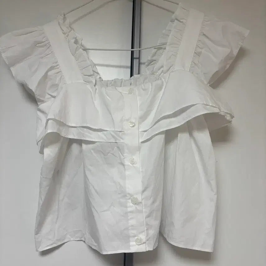 [BUNJANG] White Frill Square Neck Sleeveless Blouse / 새상품)화이트 프릴 스퀘어넥 나시 블라우스