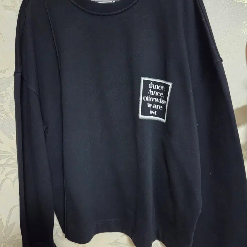 [BUNJANG] Wooyoungmi Black Sweatshirt / 우영미 맨투맨 블랙