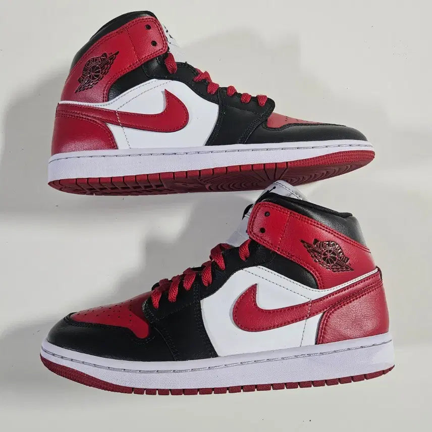 [BUNJANG] Air Jordan 1 Mid Black/Gym Red (Women's) Size 260 (US 9) BQ6472-079 / 조던 1 미드 블랙/짐레드 (W) 260 BQ6472-079