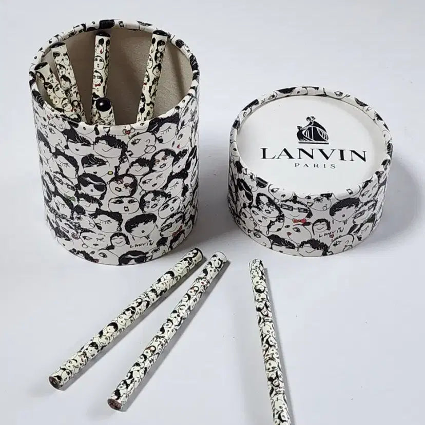 [BUNJANG] Lanvin Alber Elbaz Illustrated Mini Pencil & Case Set / [희귀/한정판] 랑방(LANVIN) 알베르 엘바즈 일러스트 미니 연필 & 케이스 세트