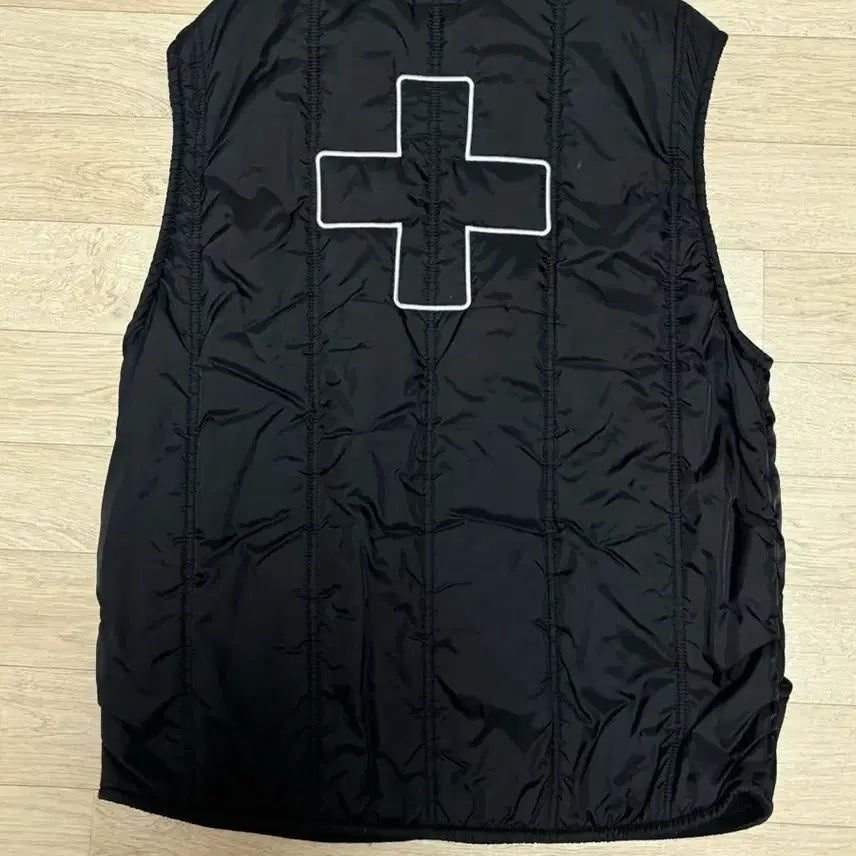 [BUNJANG] Places Faces Collaboration Vest / Places x faces 콜라보 조끼