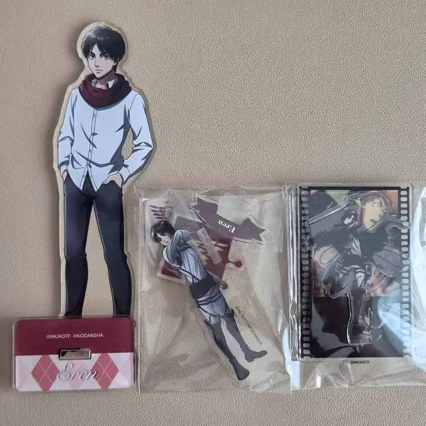 [BUNJANG] Attack on Titan Eren Acrylic Bundle Set / 진격거 에렌 아크릴 일괄 판매