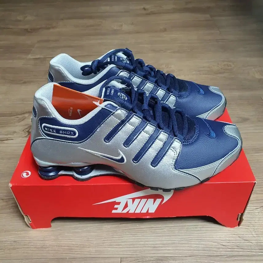 [BUNJANG] Nike Shox NZ Sneakers / (새제품)나이키 샥스 NZ 255