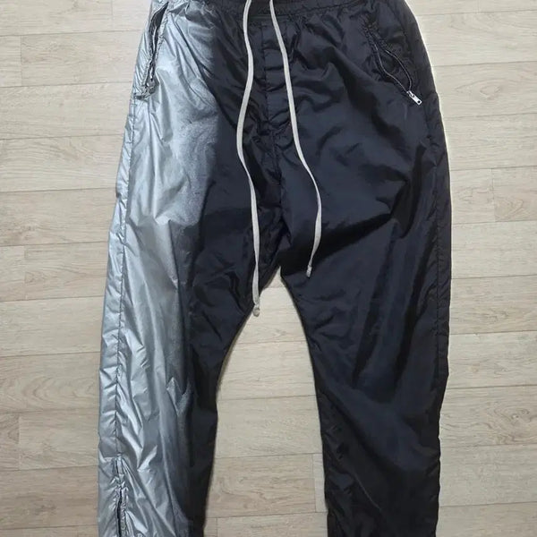 [BUNJANG] Rick Owens Nylon Track Pants Black/Silver (Jumbo Laced) / 릭오웬스 나일론 트랙팬츠 블랙/실버 (제리팬츠)