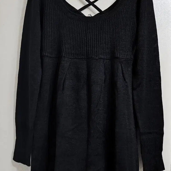 [BUNJANG] Gothic U-Neck Top / 스나계 고딕 공겜 여주 U넥