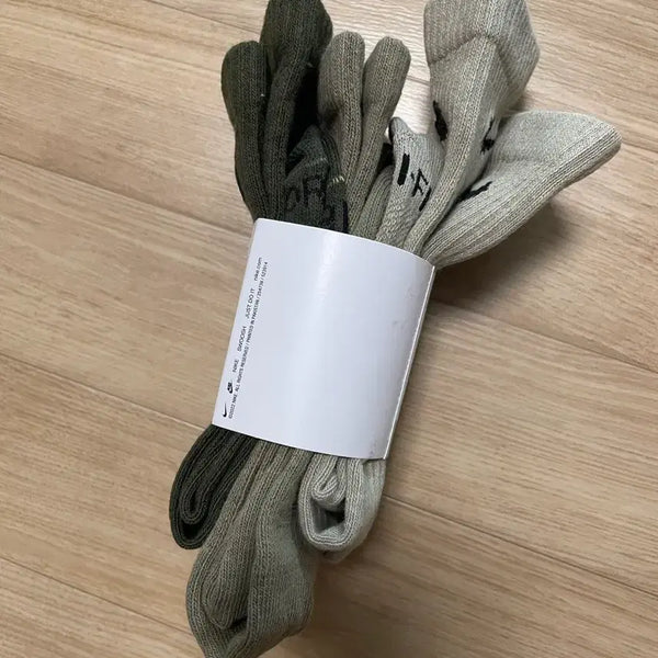 [BUNJANG] Nike Everyday Crew Socks 3-Pair Bundle Set / 나이키 에브리데이 크루 삭스 3켤레 일괄 S