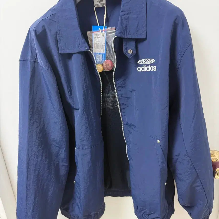 [BUNJANG] Adidas Team Logo Windbreaker Navy XL / 아디다스 팀 로고 바람막이 XL 네이비 새상품