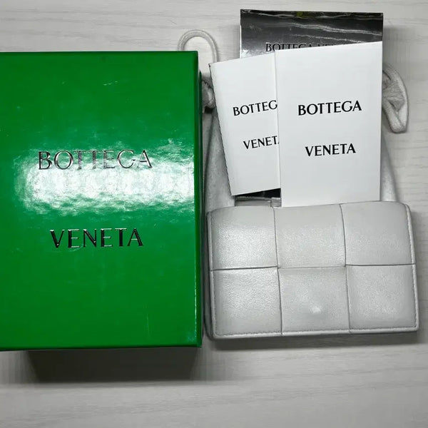 [BUNJANG] Bottega Veneta Cassette Business Card Holder White Full Set / 보테가베네타 카세트 비즈니스 카드지갑 화이트 풀구성