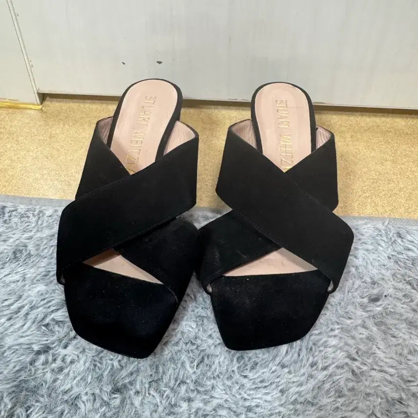 [BUNJANG] Stuart Weitzman Black Suede Sandals / 스튜어트 와이츠먼 샌들(240)