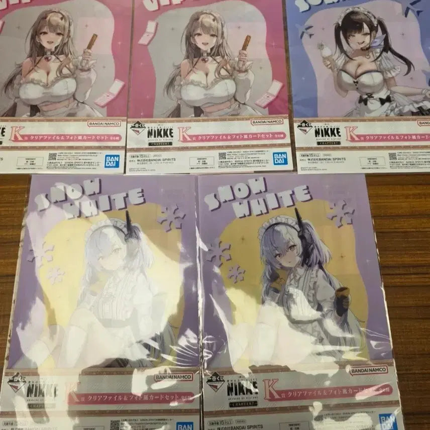 [BUNJANG] NİKE Clear File & Photocard Set (5 Types) / 니케 클리어 파일&포토카드 5종 세트 팝니다!!