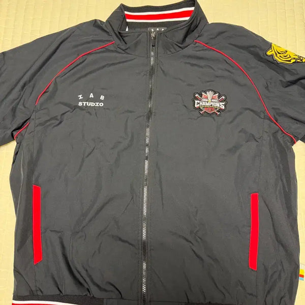 [BUNJANG] Kia Tigers Championship Jacket / 기아타이거즈 우승 춘잠(115) 판매!!