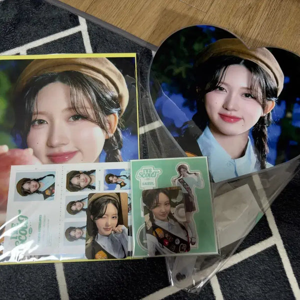 [BUNJANG] IVE Gaeul IVE SCOUT Photokit Uchiwa Acrylic Set / 아이브 가을 팬콘 아이브스카웃 포토키트 우치와 아크릴 셋트