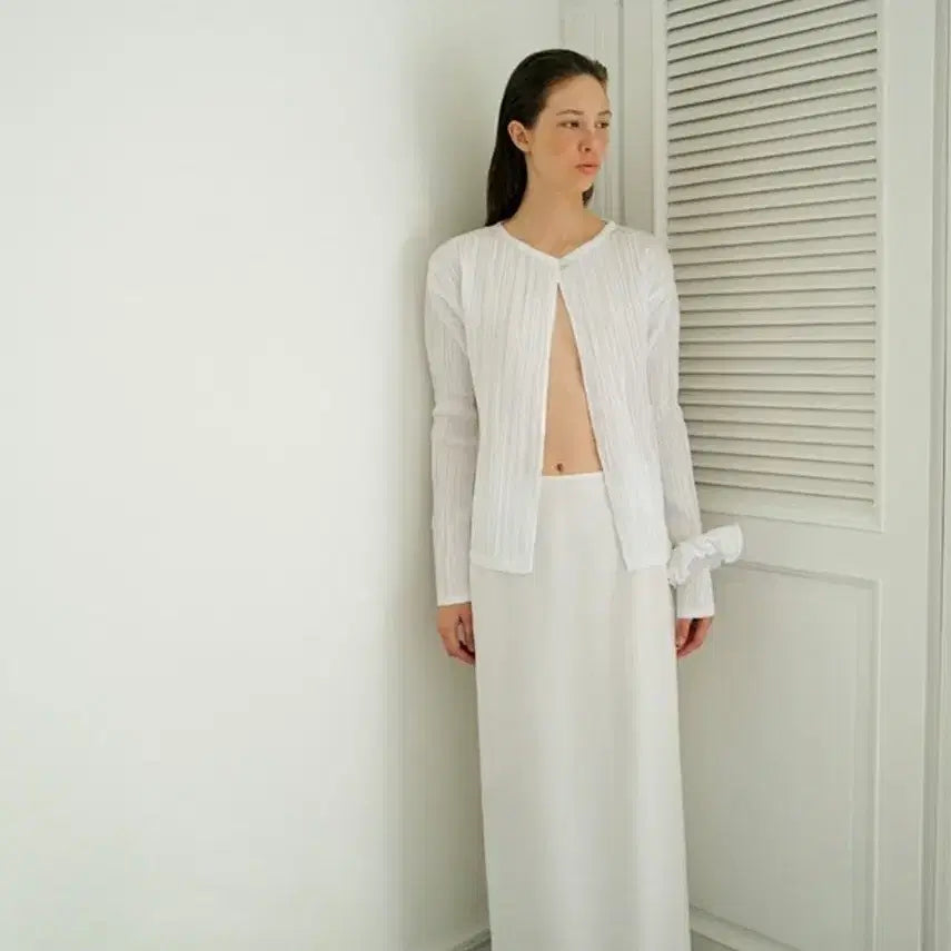 [BUNJANG] LE17SEPTEMBRE FREYA Pleats Cardigan White / le17septembre FREYA PLEATS CARDIGAN 프레야 플리츠 가디건