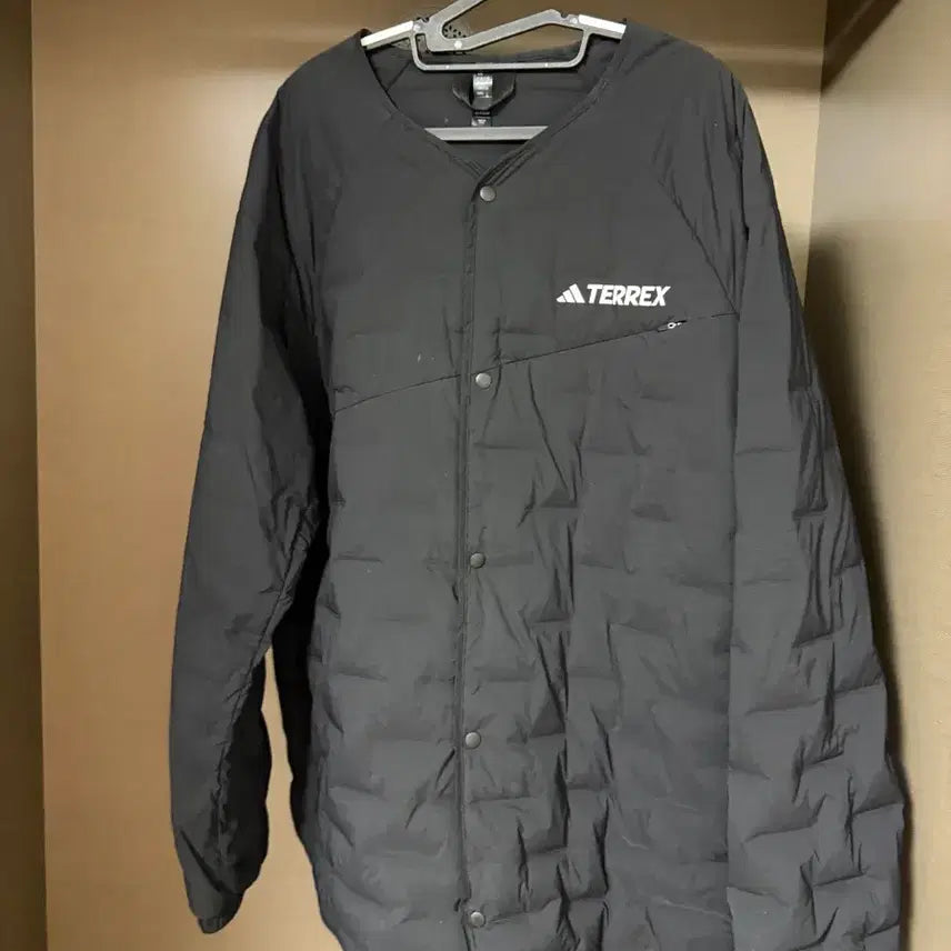 [BUNJANG] Adidas Terrex Lightweight Down Jacket IZ0350 800 Fill Power Black / 아디다스 테렉스 경량 패딩 IZ0350 필파워800 블랙