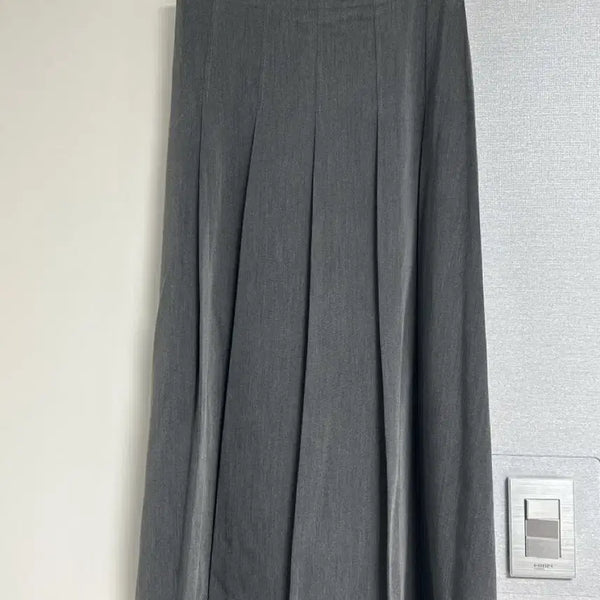 [BUNJANG] A-Line Grey Long Skirt (Size 55) / a라인 회색 롱스커트 (55)