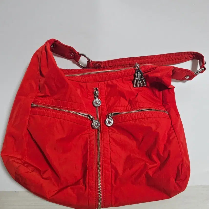 [BUNJANG] Kipling HERMINE Nylon Crossbody Shoulder Bag (Red/Metal Charm) / [정품] 키플링 HERMINE 나일론 크로스백 숄더백 (레드/메탈참)