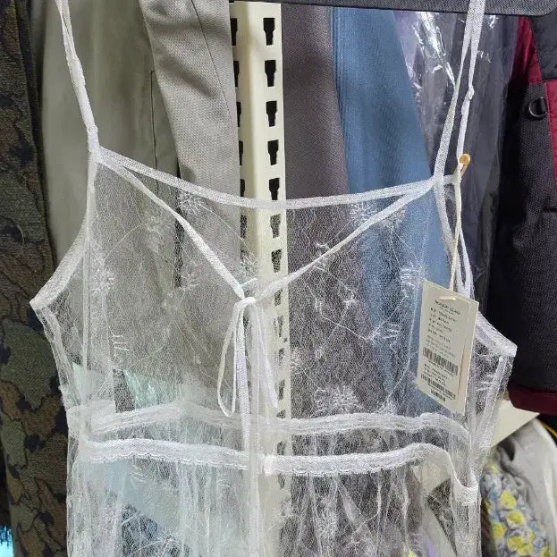 [BUNJANG] Thursday Island Sequin Mesh Layered Blouse / 써스데이아일랜드 스팽글 망사 레이어드 블라우스