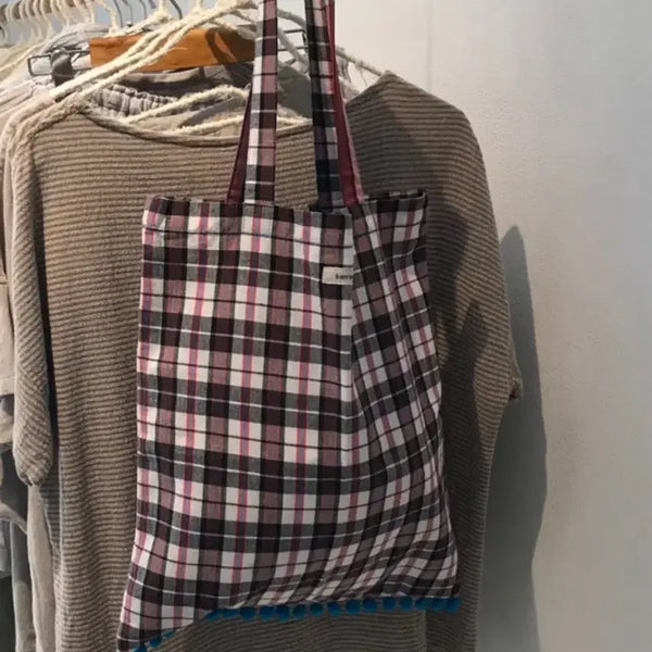 [BUNJANG] Pom-Pom Accent Eco Bag / 새상품/체크 폼폼이 얇고 가벼운 에코백 폼폼이 장식가방
