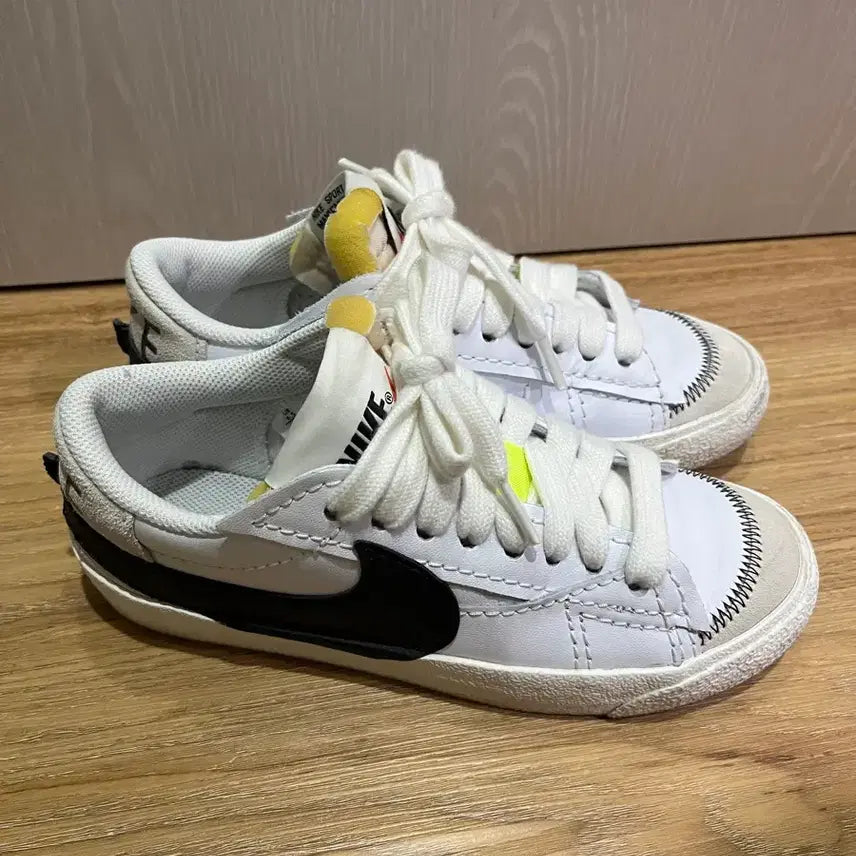 [BUNJANG] Nike Casual Shoes / 나이키 운동화 단화 235