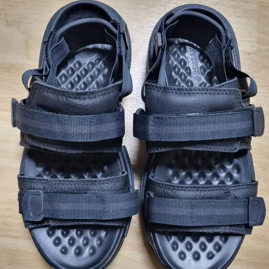 [BUNJANG] Converse Black Sandals Size 250 / 컨버스 샌들 블랙 사이즈250
