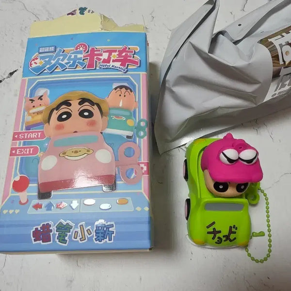 [BUNJANG] Crayon Shin-chan Choco-bi Mini Car Keychain Figure / 짱구 초코비 미니 자동차 키링 피규어