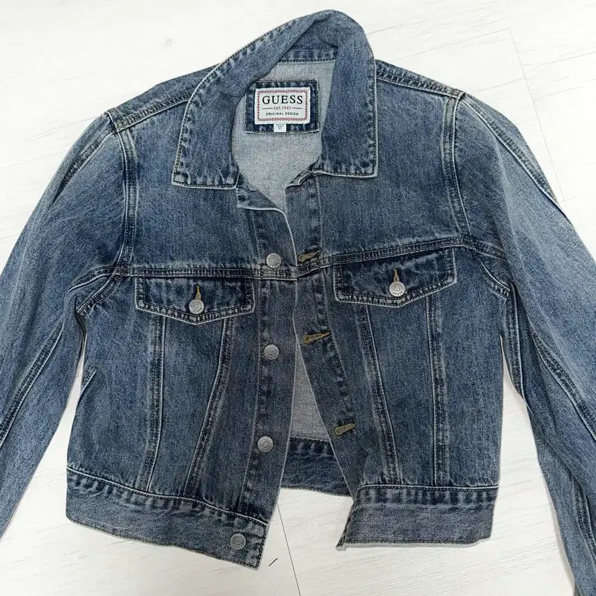[BUNJANG] Guess Cropped Denim Jacket XS / 게스 크롭 청자켓 xs 사이즈