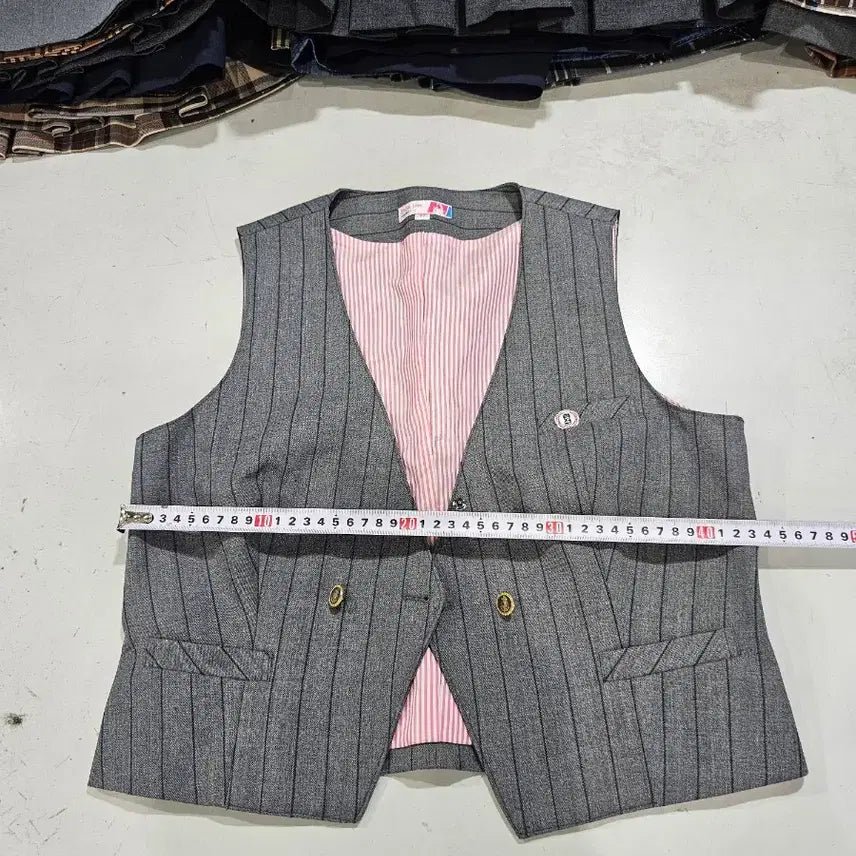 [BUNJANG] Used Women's School Uniform Vest Size 97 / 중고여성 교복조끼 사이즈 97