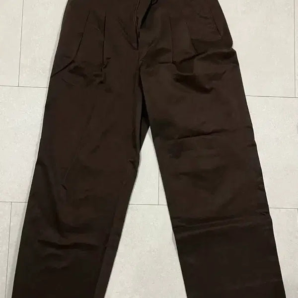 [BUNJANG] Thomasmore Brown Two-Tuck Wide Pants Small / 토마스모어 브라운 투턱 와이드 팬츠 small