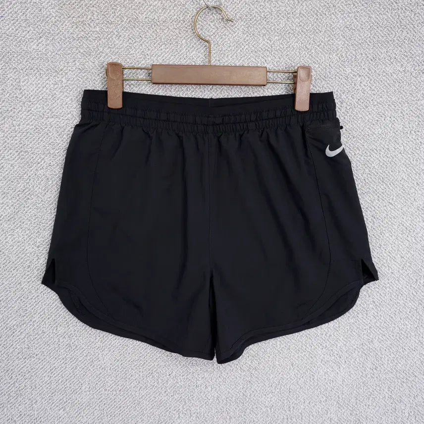 [BUNJANG] Nike 21SS Women's Dri-FIT Running Shorts XL / 나이키 21SS 여성 드라이핏 런닝 쇼츠 반바지 XL