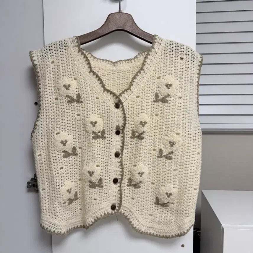 [BUNJANG] Knit Floral Vest / 뜨게 플로랄 모리 조끼