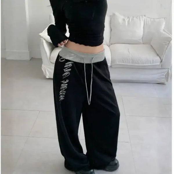 [BUNJANG] A-bly Cubic Lettering Y2K Wide Training Pants / 새상품) 에이블리 큐빅 레터링 y2k 와이드 트레이닝 배색 팬츠