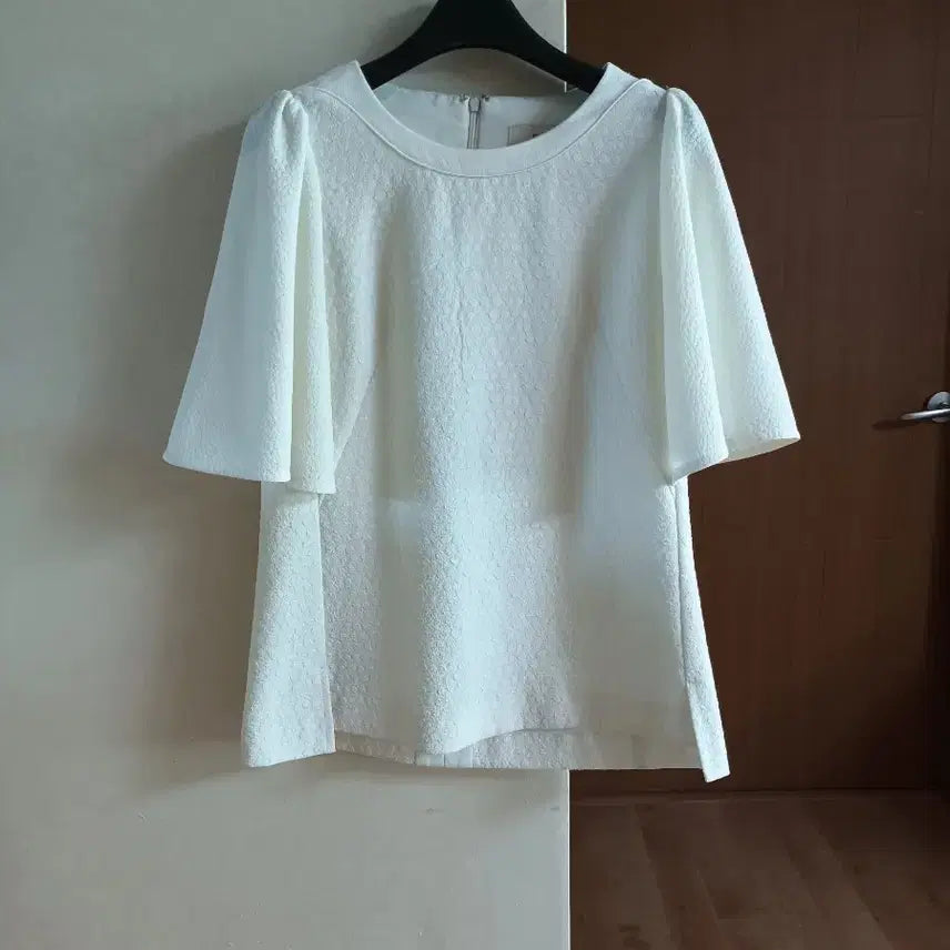 [BUNJANG] ENC Ivory Short-Sleeve Blouse / Enc 아이보리 반팔 브라우스