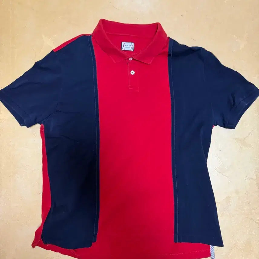 [BUNJANG] Moncler Gamma Bleu Color-Block Collar Short-Sleeve T-Shirt (L) / 몽클레어 감마블루 배색 카라넥 반팔 티셔츠 L