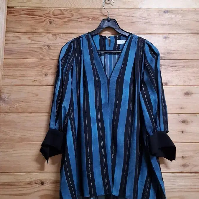 [BUNJANG] MICHAA Striped Blouse / 미샤 스트라이프 블라우스