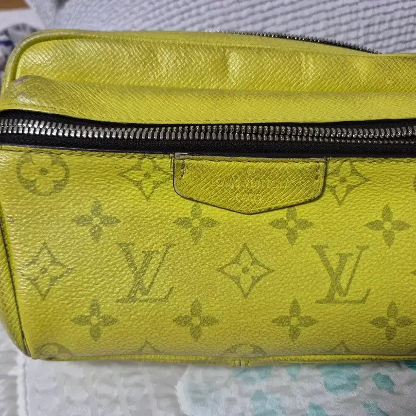 [BUNJANG] Louis Vuitton Monogram Crossbody Bag / 루이비통 모노그램 크로스백 (정품)팝니다.
