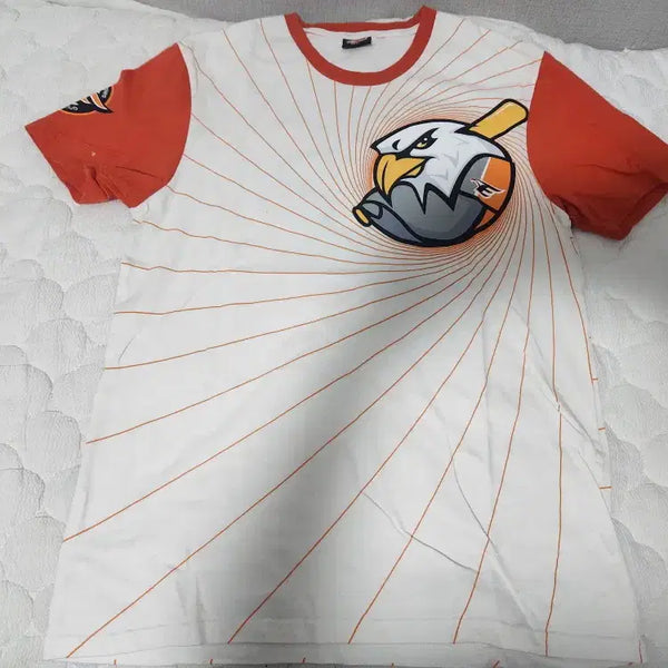 [BUNJANG] Hanhwa Eagles Baseball T-Shirt Size 95 / 한화이글스 야구티셔츠 사이즈 95 판매합니다.