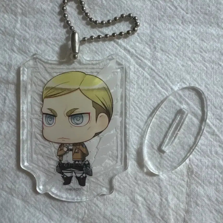 [BUNJANG] Attack on Titan Erwin SD Acrylic Stand Keychain / 진격의 거인 엘빈 SD 아크릴 스탠드 키링 판매