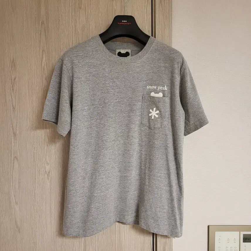 [BUNJANG] Snow Peak x Bearbrick Collaboration T-shirt / 일본 재팬 스노우피크 x 베어브릭 콜라보 반팔 티셔츠 m 95