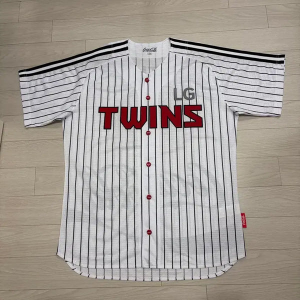 [BUNJANG] LG Twins Coca-Cola Collaboration Home Jersey Oh Ji-hwan Size 110 / 엘지트윈스 코카콜라 콜라보 홈 유니폼 오지환 110호