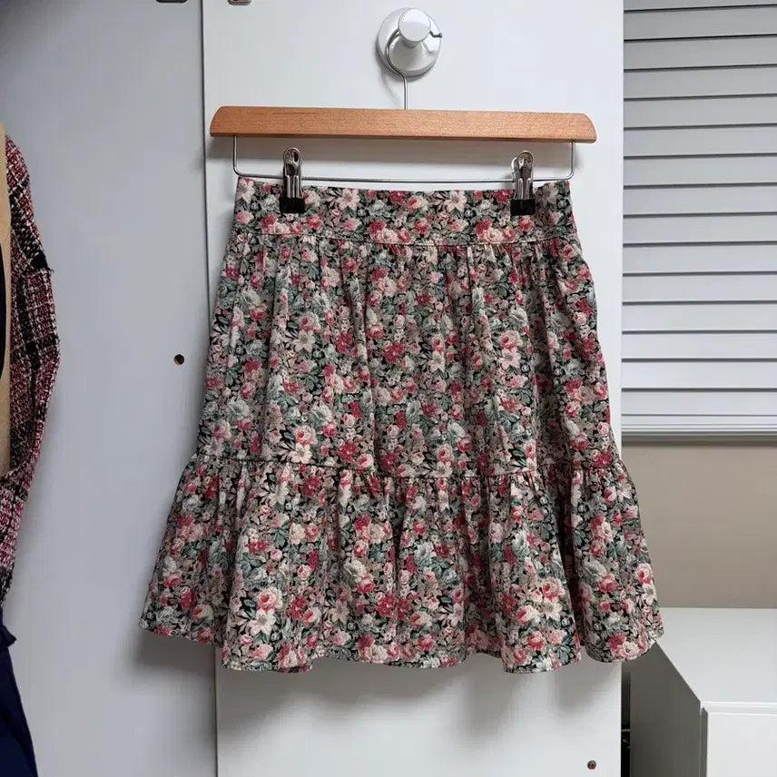 [BUNJANG] Floral Mini Skirt / 잔꽃 핑크 청록 모리 스커트