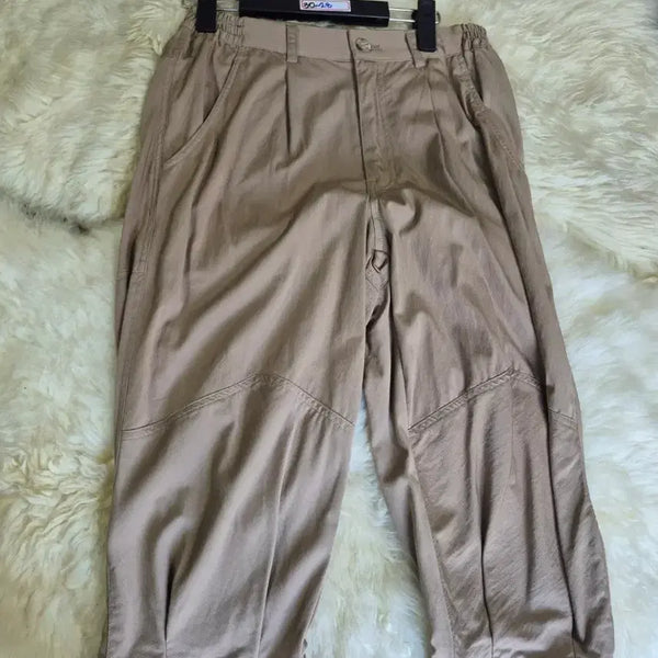 [BUNJANG] Beige 7/10 Length Pants Size 30 / 베이지색 7부 바지30