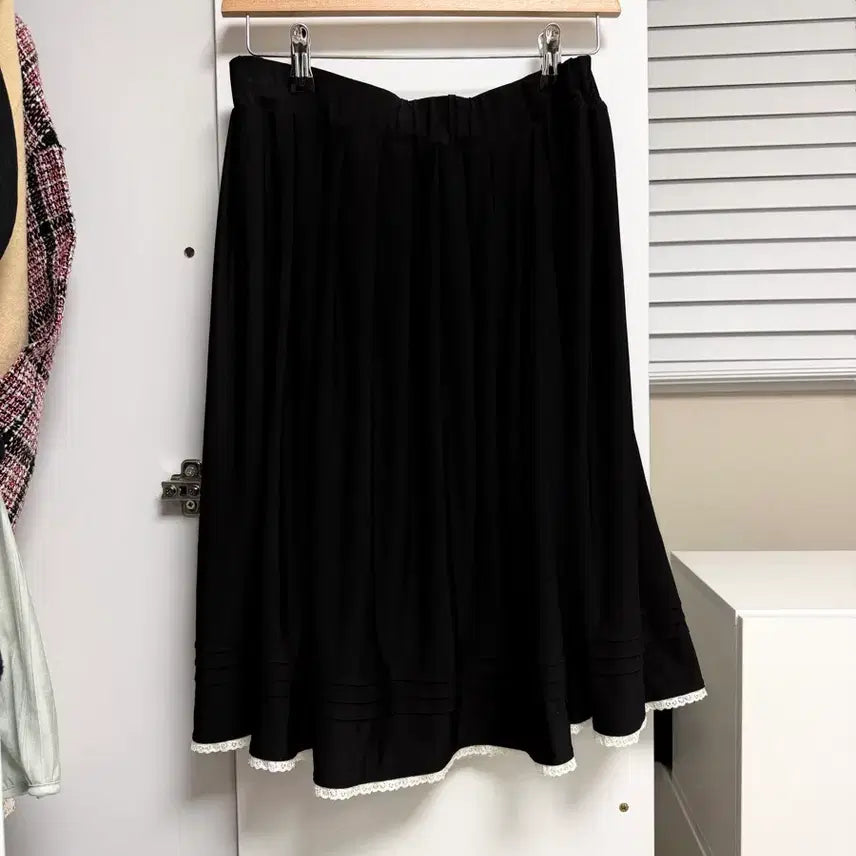 [BUNJANG] Vintage Black Lace Skirt / 일본빈티지 블랙 레이스 스커트